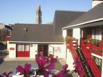 Hostellerie Des Enclos Guimiliau ภายนอก รูปภาพ
