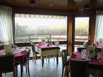 Hostellerie Des Enclos Guimiliau ภายนอก รูปภาพ