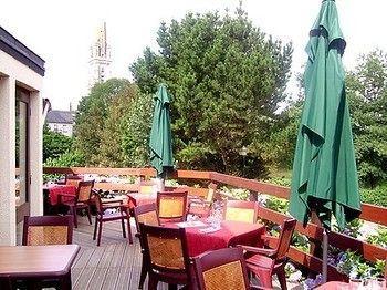 Hostellerie Des Enclos Guimiliau ภายนอก รูปภาพ